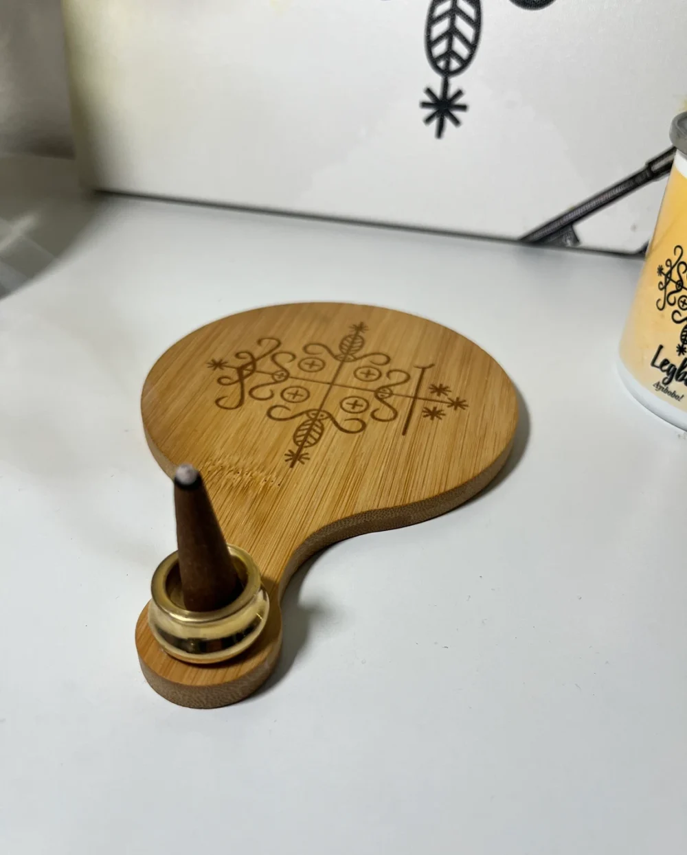 Altar Vèvè candle and incense holder - Image 4